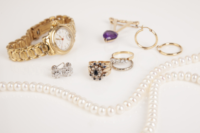 Christmas Jewels, Watches & Luxury Accessories Online