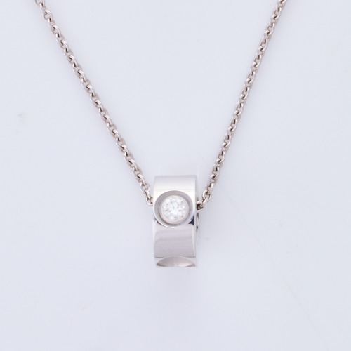 18ct White Gold, Louis Vuitton Empreinte Series .10ct Diamond Set Pendant on 40.5cm Chain