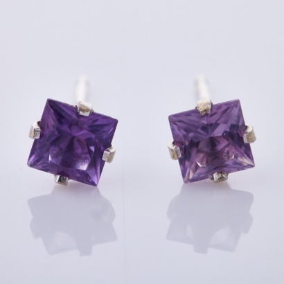 14ct White Gold, 4.0mm x 4.0mm Amethyst Stud Earrings