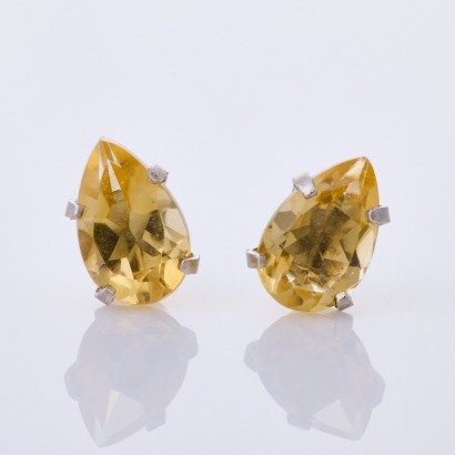 14ct White Gold, 8.0mm x 5.0mm Citrine Stud Earrings