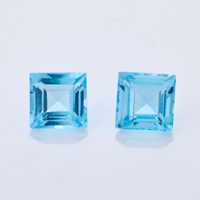 Loose, Pair of Square Cut Blue Topaz. Total Weight 4.76cts