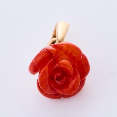 14ct Yellow Gold, Coral Rose Pendant