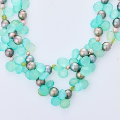 45cm Cultured South Sea Pearl Necklet, Dyed Chacedony / Peridot Double Strand Necklet