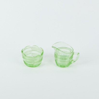 A Vintage Green Depression Glass Milk Jug & Sugar Bowl