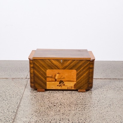 A Kookaburra Inlaid Chest