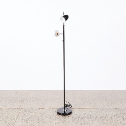 A Double Head Minimal Modern Floor Lamp