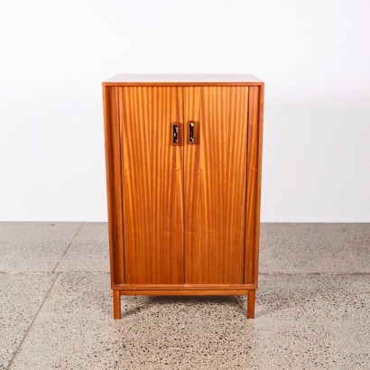 A Mid-Century Manrobe