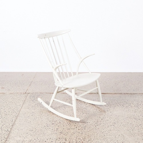 An Illum Wikkels Rocking Chair for Niels Eilersen