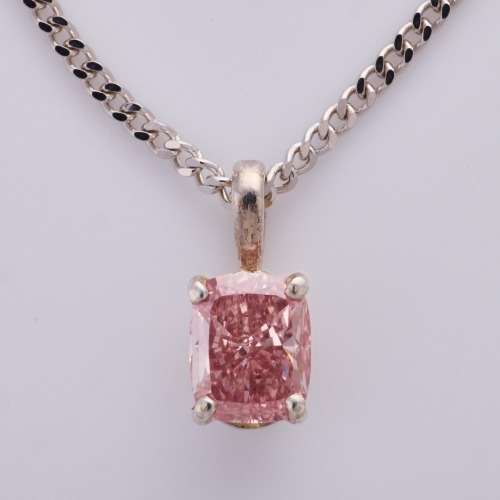 An Impressive 0.96ct Fancy Intense Pink Diamond Pendant