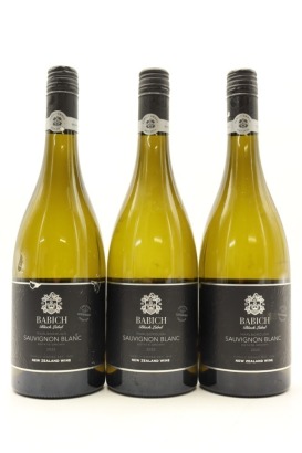 (3) 2022 Babich Wines Black Label Sauvignon Blanc, Marlborough