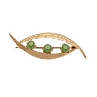 9ct Vintage Greenstone Brooch