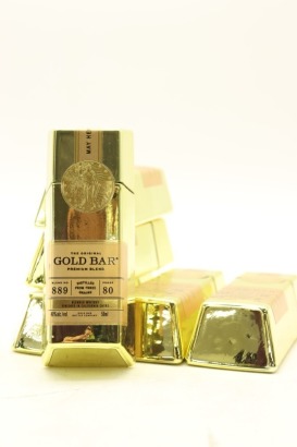 (6) Gold Bar California Cask Finished Blended American Whisky, 40% ABV, 50ml