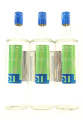 (3) Stil Feijoa Vodka, New Zealand, 37.2% ABV, 1000ml