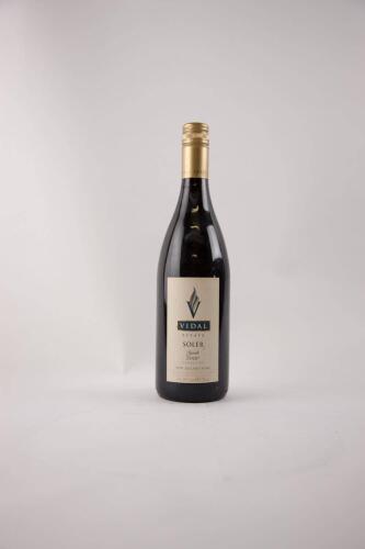 (1) 2002 Vidal Soler Syrah, Hawkes Bay
