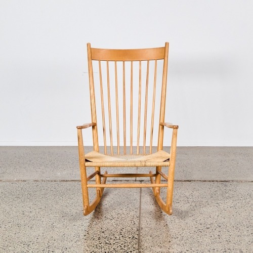 An Early J16 Chair by Hans Wegner