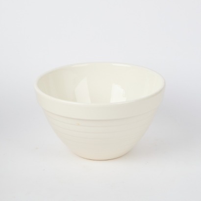 A Jumbo Crown Lynn Beehive Bowl