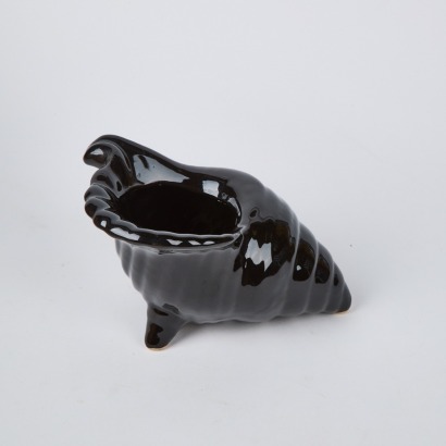 A Black Ceramic Conch