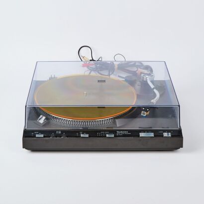 A Nos Technics Sl-3310 Turntable