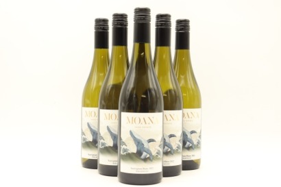 (6) 2022 Moana Park Estate Series Sauvignon Blanc, Hawke's Bay