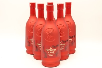 (6) Hennessy VSOP Yang Yongliang, 40% ABV, 700ml (GB)