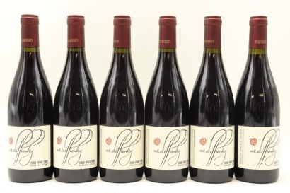 (6) 2000 Mt. Difficulty Pinot Noir, Bannockburn
