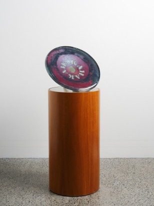 ROBERT JAHNKE Kia Kaha (Spinning Top)