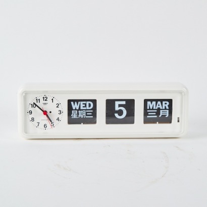 A Twemco BQ-38 Clock