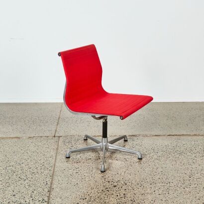 An Eames Aluminum Group Chair by Charles and Ray Eames for ICF