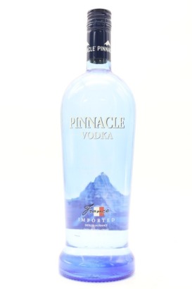 (1) Pinnacle Vodka, France, 37.5% ABV, 1000ml