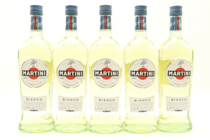 (5) Martini & Rossi Bianco, Italy, 15% ABV, 750ml