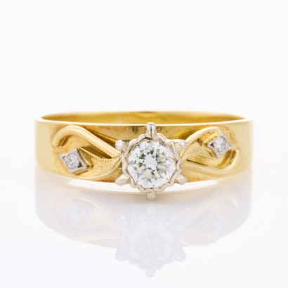 18ct / 9ct Yellow Gold, Traditional, .28ct Diamond Solitaire Ring