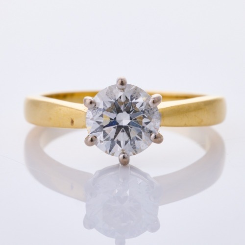 18ct Yellow Gold, Modern, 1.00ct Diamond Ring, GIA certified