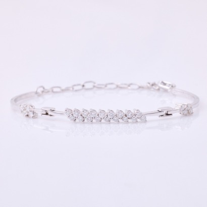 18ct White Gold, Modern, .80ct Diamond Set Bangle