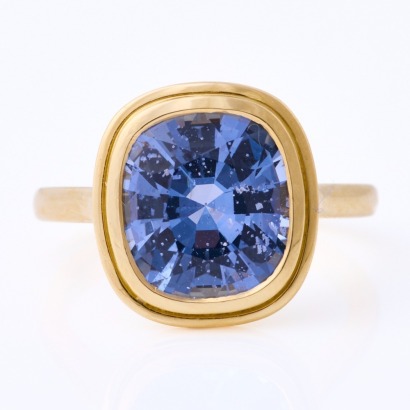 18ct Yellow Gold, Modern, 4.59ct Spinel Ring - Near new