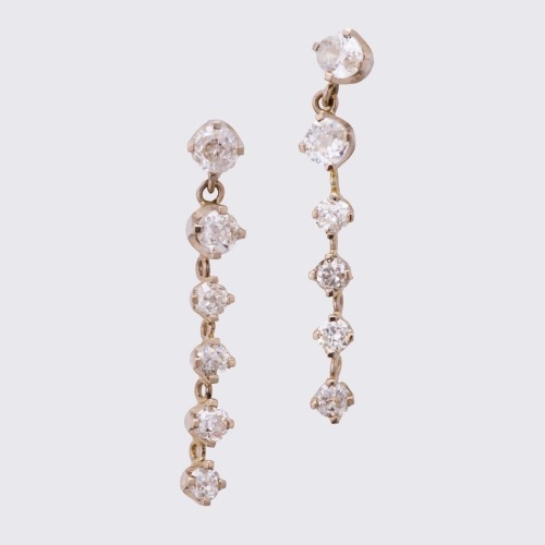 18ct White Gold, 1.04ct Diamond Drop Earrings
