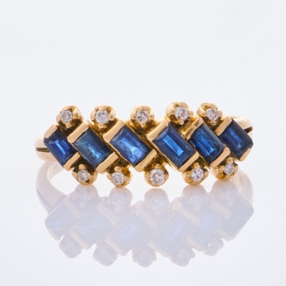 18ct Yellow Gold, Vintage, .08ct Diamond / Six Rectangular Cut Sapphire Band