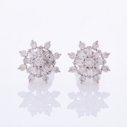 18ct White Gold, .54ct Diamond Snowflake Cluster Stud Earrings