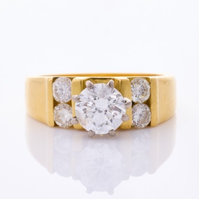 18ct Yellow / White Gold, Vintage, 1.73ct Diamond Ring