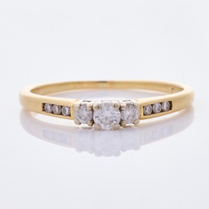 10ct Yellow Gold, ,23ct Three Stone Diamond Ring