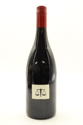 (1) 2015 Bilancia La Collina Syrah, Hawke's Bay [JR17.5] [RP95]