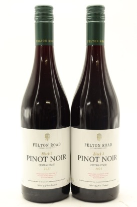 (2) 2023 Felton Road Block 3 Pinot Noir, Bannockburn [JR17.5]