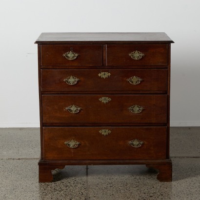 A Georgian Oak Chest Of Drawers