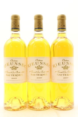 (3) 2009 Chateau Rieussec, Sauternes [JR18] [RP98]