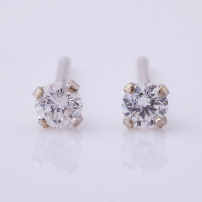 14ct White Gold, 2.60mm Diamond Stud Earrings