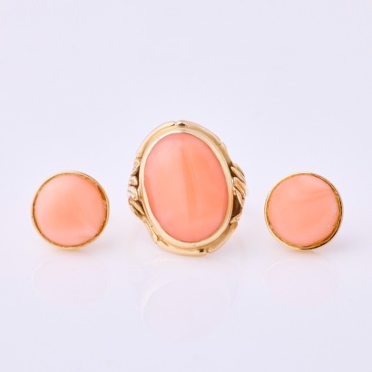 14ct Yellow Gold, Coral Ring / Earring Set