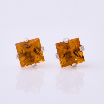 14ct White Gold, 4.0mm Citrine Stud Earrings