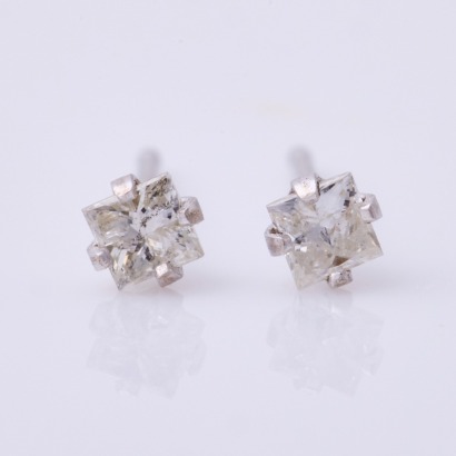 14ct White Gold, 2.45mm Princess Cut Diamond Stud Earrings