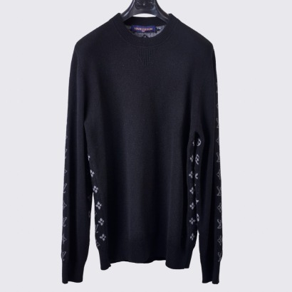 Louis Vuitton, Half / Half Monogram Noir 100% Cashmere Crewneck Jumper, Size XL - As new