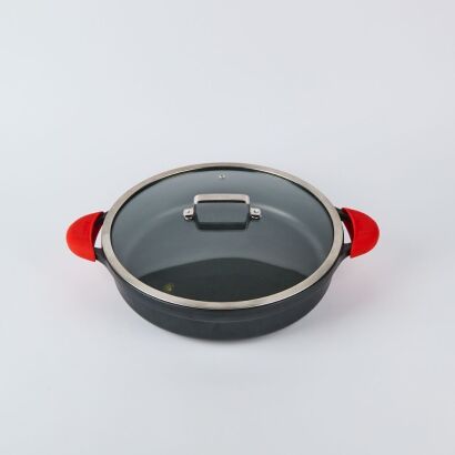 A Valira Shallow Casserole With Lid With Silicone Handles