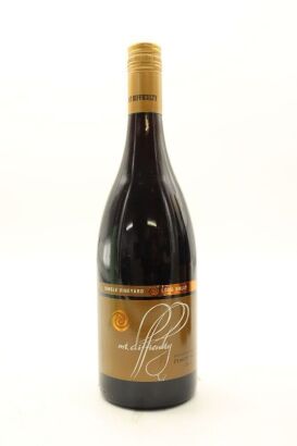(1) 2011 Mt. Difficulty Long Gully Pinot Noir, Bannockburn